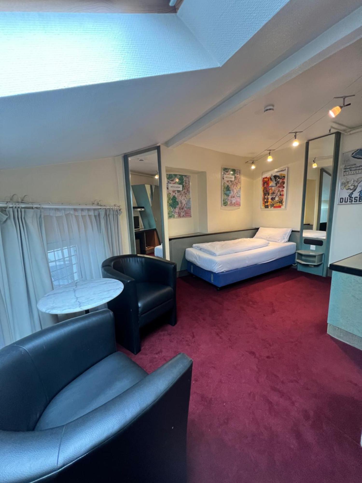 Monopol Hotel