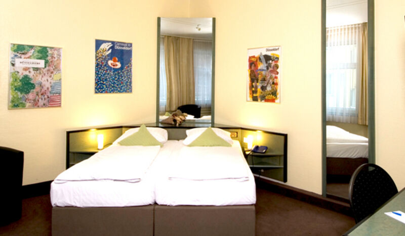 Monopol Hotel Düsseldorf